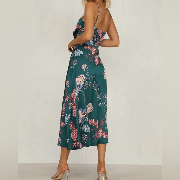 Fashionme Women Spaghetti Strap Midi Satin Dress - Picture 3 of 7